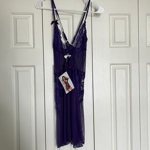 NWOT elegant moments Lingerie